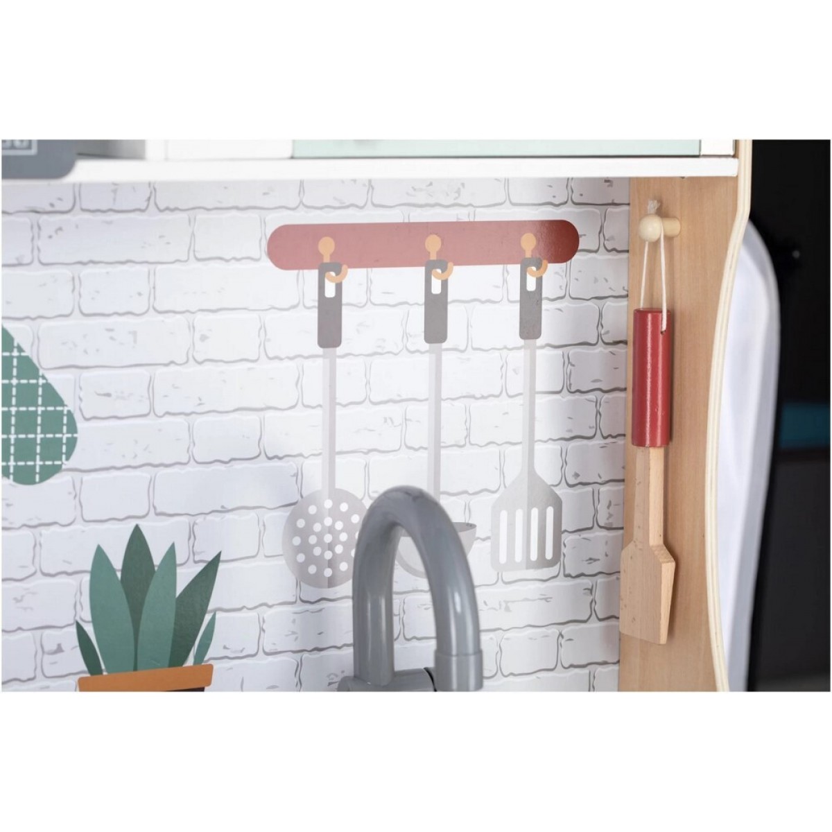 Ξύλινη παιδική κουζίνα με αξεσουάρ Free2Play