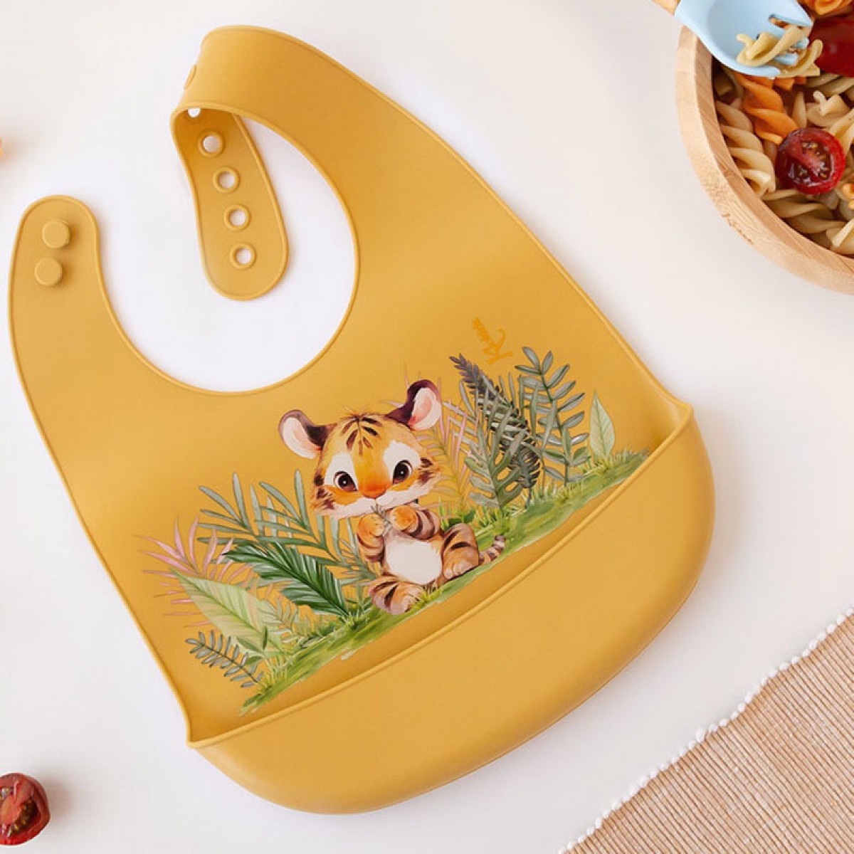 Σαλιάρα Σιλικόνης Λιονταράκι  4m+